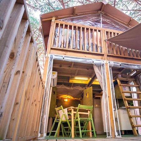 Camping Il Capannino Glamping Village مارينا دي بيبونا المظهر الخارجي الصورة